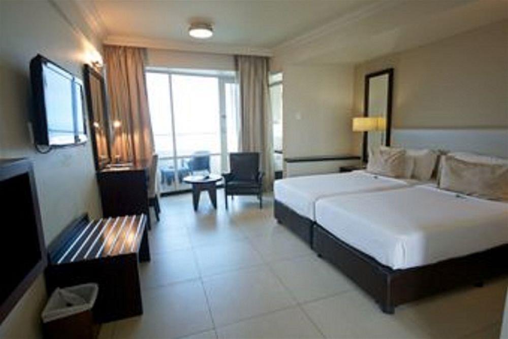 Blue Waters Hotel