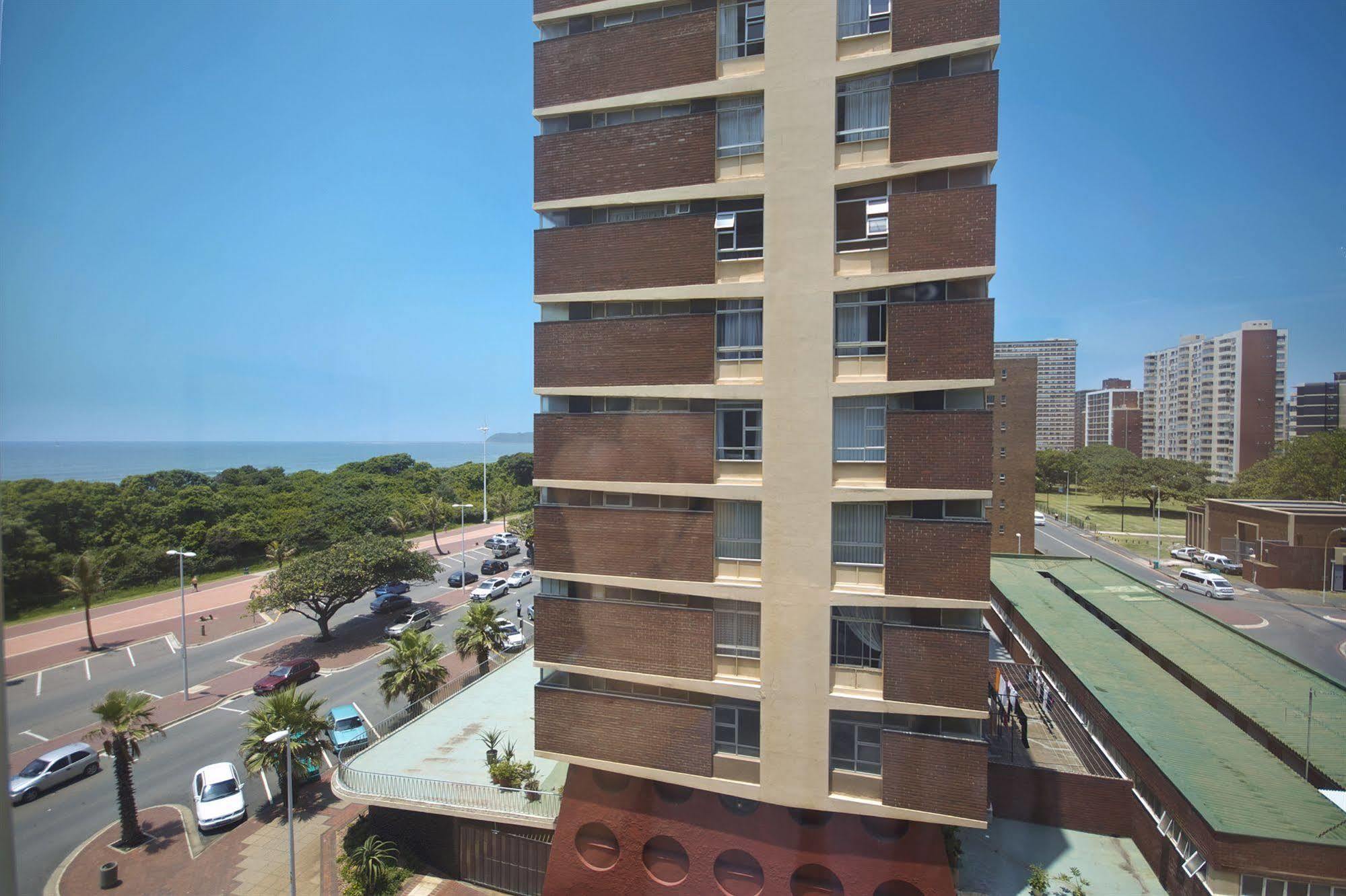 Hotel Blue Waters 4*