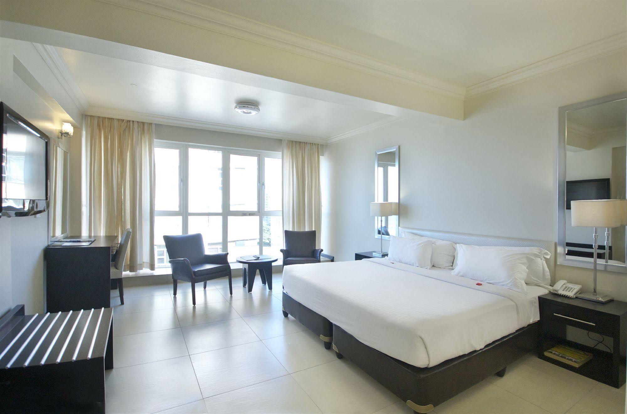 Hotel Blue Waters