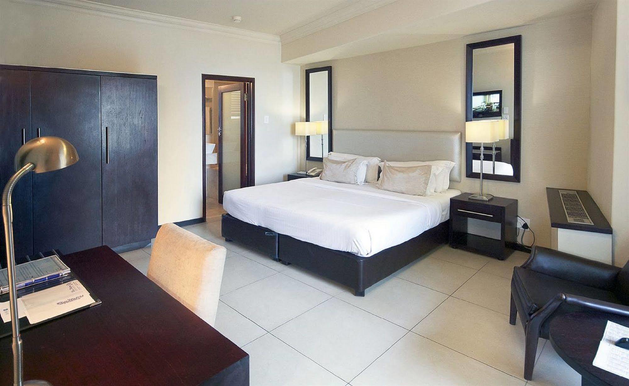 Hotel Blue Waters 4*