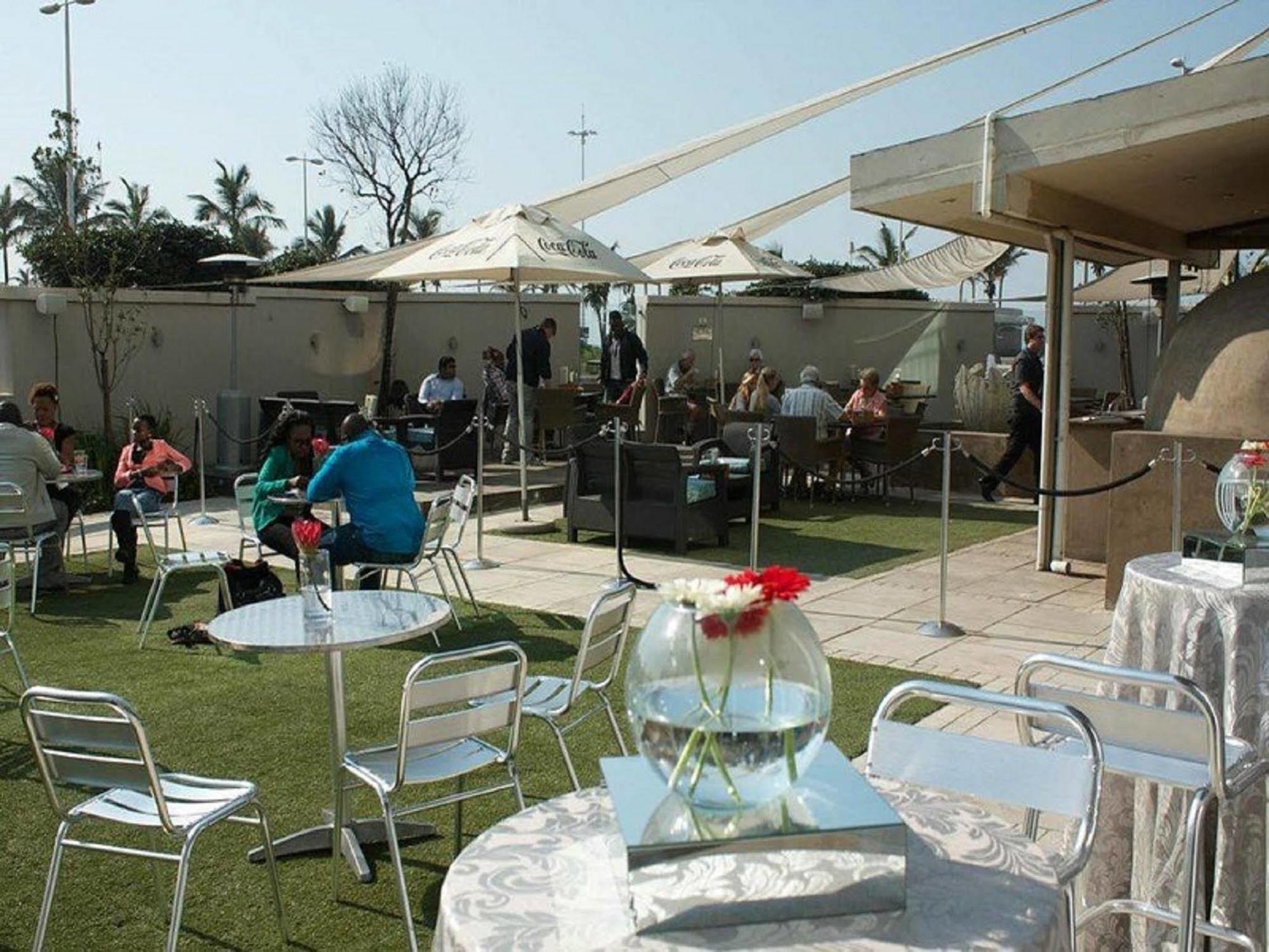 Blue Waters Hotel 4*